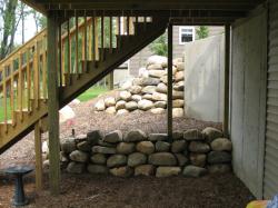 michigan fieldstone boulder retaining wall