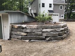 outcropping wall with chapleau grey stone