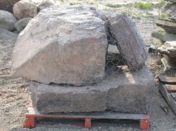 Pennsylvania fieldstone boulders multi-boulder pallet